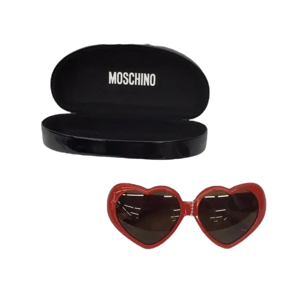 Moschino Retro Heart Shaped Red Sunglasses - Picture 3 of 6